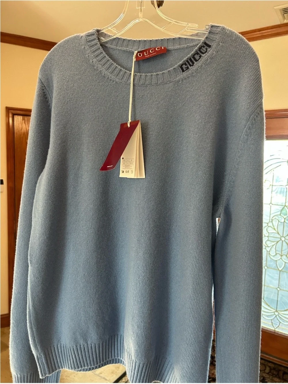 Gucci small logo